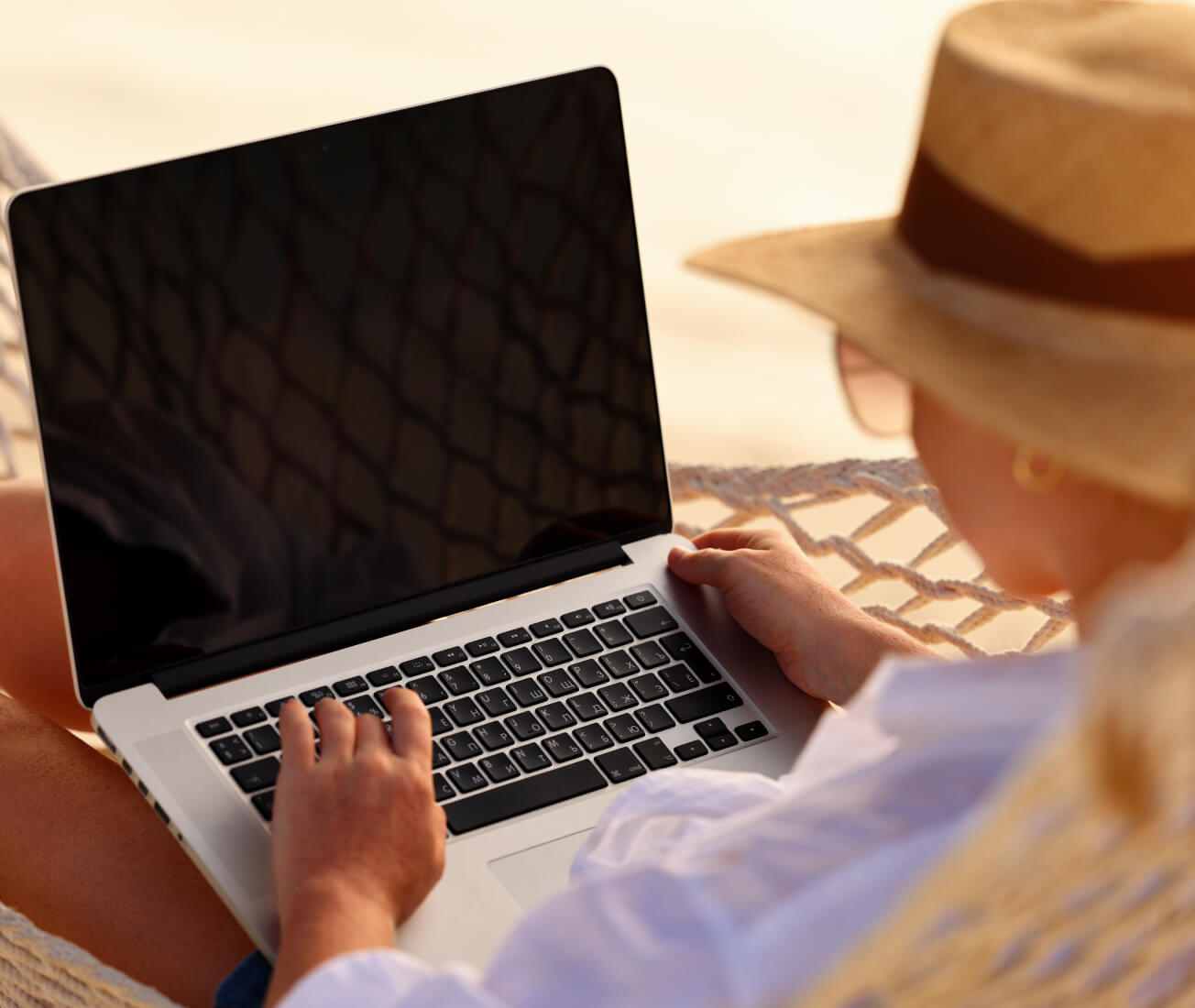 REMOTE WORK: FLOW MAKES A DIFFERENCE FOR THE ISLAND OF CURAÇAO!